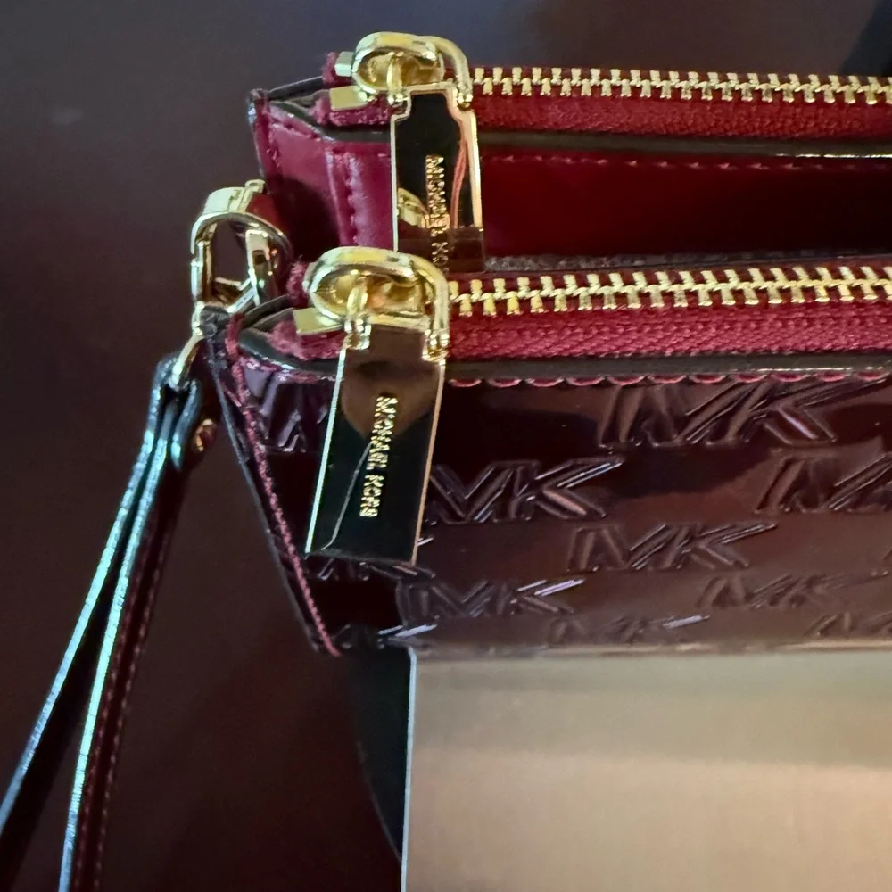 NWT MICHAEL Michael Kors Metallic Red Clutch - Picture 11 of 12